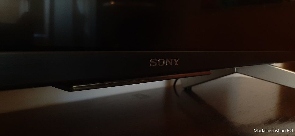 Sony Bravia 43XF8596 4